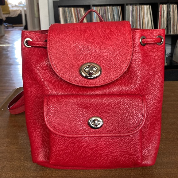 Coach mini backpack, red leather - Picture 1 of 8